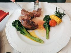 -西语·炭烧牛排(卓越中寰店)