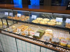 -Dough&Joe团憩(瑞虹天地月亮湾店)