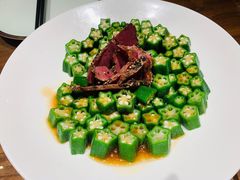 黑椒牛肉拼秋葵-将相和·海鲜蒸饺大连菜