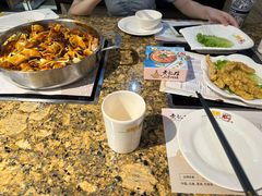 -黄记煌三汁焖锅(渝北金港国际店)