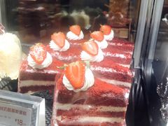 红丝绒奶酪慕斯蛋糕-85度C(苏州石路店)