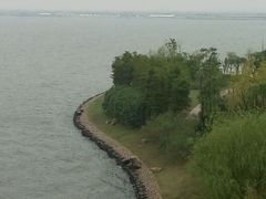 -上海滴水湖皇冠假日酒店