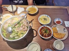 -肖四女乐山跷脚牛肉(世博源店)