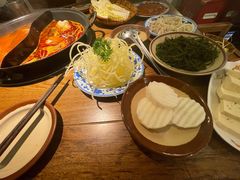 -巴卤社老火锅(财富店)