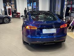 -TESLA 特斯拉(上海太古汇体验店)