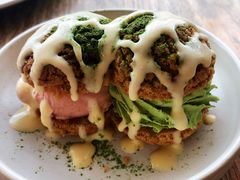 -ROAST coffee & eatery