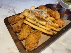 -九月里.自由花园餐厅