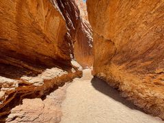 -天山神秘大峡谷