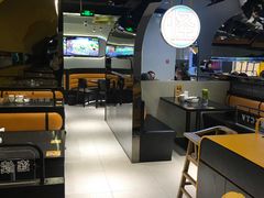 大堂-鱼见你烤鱼•本地烧烤(1818店)