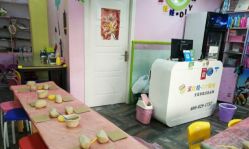 -泥娃娃DIY陶吧(易生活购物公园店)