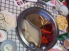 -山悦里 山野·鲜火锅(罗斯福广场店)