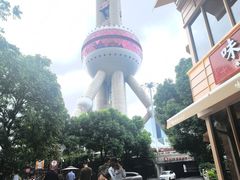 -东方明珠259米全透明悬空观光廊