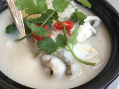 酸菜鱼-上海柏悦酒店·世纪100牛排馆