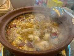 -东记炭炉·海鲜鸡煲(龙华店)