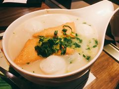 鱼蛋河粉-翠华餐厅