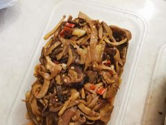 冬笋炒腊肉-湖南人家湘菜馆(镇江路店)