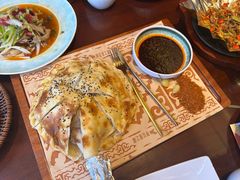 面包烤羊腿-那拉提之疆·新疆菜(美院店)
