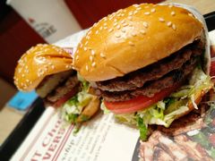 -The Habit Burger Grill 哈比特汉堡(爱琴海店)