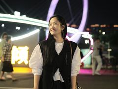 -南京眼步行桥