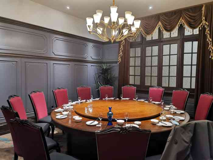 美庐时尚餐厅·湖北菜·(南京路店)-"闹市区难得的一片环境安静的餐厅