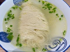 鸡汤银丝面-新万鑫银丝面·非遗无锡味(惠山古镇店)