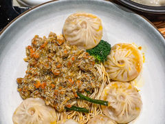 -馋三尺蟹粉小笼(人民广场店)