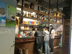 -亚哈饭店(梅园新村小区店)