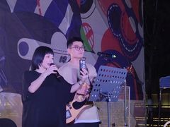 -南京眼步行桥