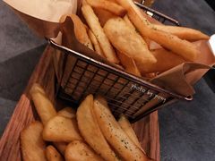 特色薯条配蒜泥蛋黄酱-Boxing Cat Brewery拳击猫精酿啤酒馆(永福店)