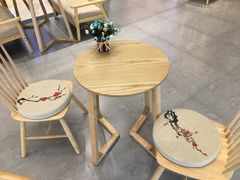 -霸王茶姬(金贸中路店)