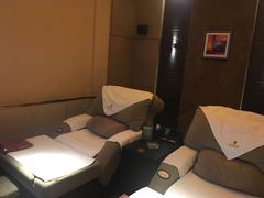 -金色印象·4K影院式足体养生(南坪桃源店)