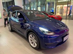 -TESLA 特斯拉(广州天环广场体验店)