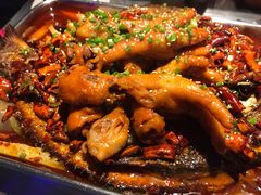 -鱼非鱼(徐家汇店)