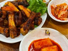 -喇喇排骨火锅·传统韩式脊骨汤(望京西园总店)