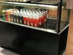 面包甜点陈列柜-渝是乎川渝小炒(新世界百货望京店)