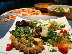-JINNS锦时 steak&pizza(浸信会礼拜堂旧址店)
