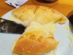 米德特色奶酪包-米德维奇俄式西餐厅(西六道街店)