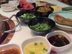 -洪氏嗨捞·猪肚鸡火锅(阳光天地店)