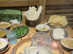 -洱火云南酸菜牛肉火锅(石景山当代商城店)