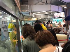 等位区-上海枇杷烤鸭(城乡贸易中心店)