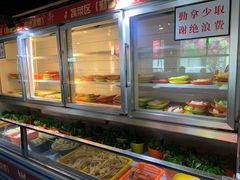 自助取餐区-彩鹿·潮汕·鲜牛肉·自助火锅(伊电园店)