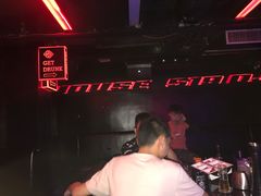 -519 DJ HOUSE(领show店)