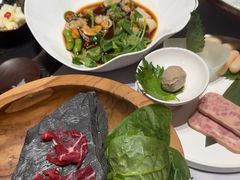 -红鼎豆捞·非遗鲍皇汤火锅(宝丰路店)