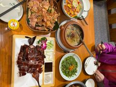 -老滇山寨•云南特色菜•地方菜•民族风情歌舞表演(金碧店)