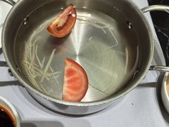 -红鼎豆捞·非遗鲍皇汤火锅(宝丰路店)