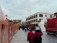 -八廓街-根敦群培纪念馆