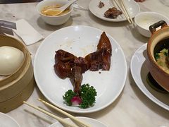 -香港百合居(LCM置汇旭辉广场店)