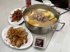 -肥仔文澳门猪骨煲(南京西路店)