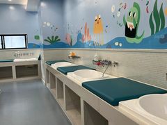 -戊辰亲子游泳俱乐部