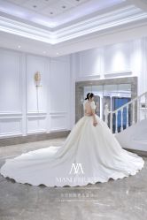 -MANLI BRIDAL婚纱